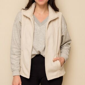 Cream Fleece Vest Size Large
